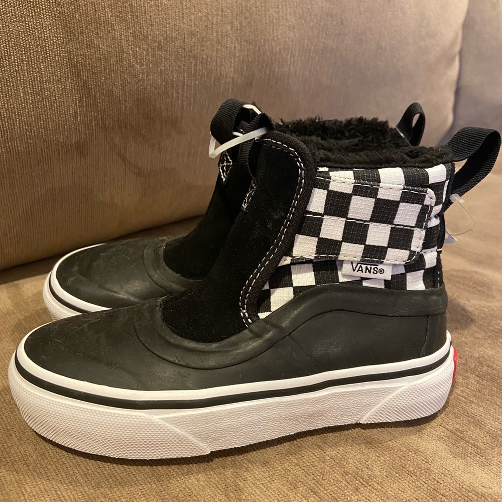Vans Slip on Hi Terrain weather boosts 11.5